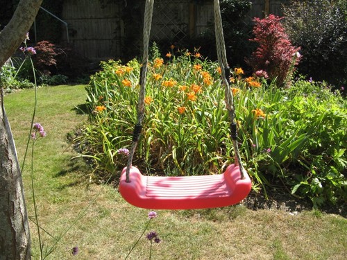 Garden swing with - with, adjustable
